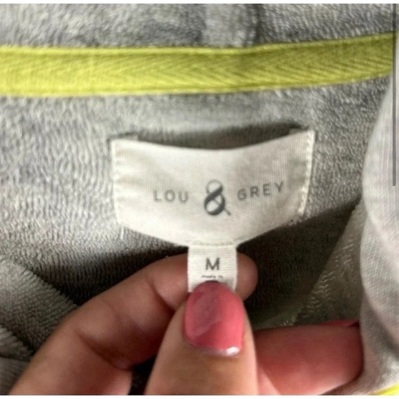 Lou & Grey Women's Gray Hoodie Medium Casual Drawstring Pullover - Picture 6 of 11
